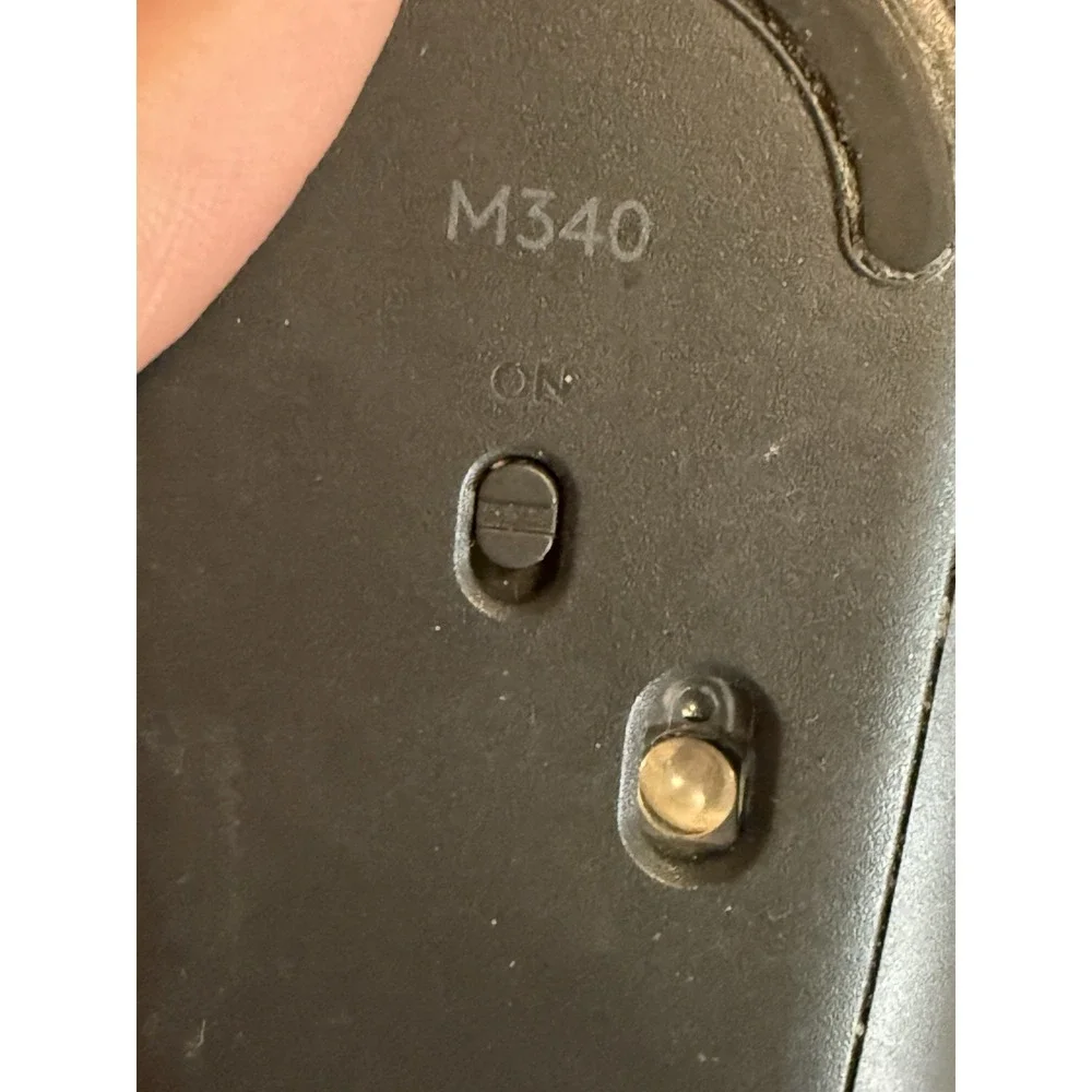 Logitech Pebble M340 Mouse , Missing Dongle , Works Good